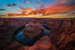 Horshoe Bend in Page, Arizona 7952 x 5304 pixels