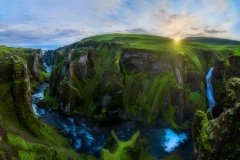 View on Fjaðrárgljúfur canyon in Iceland, 202110290 x 6390 p