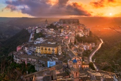 View from Corso Giuseppe Mazzini in Ragusa, 2019 7863 x 5244 pi